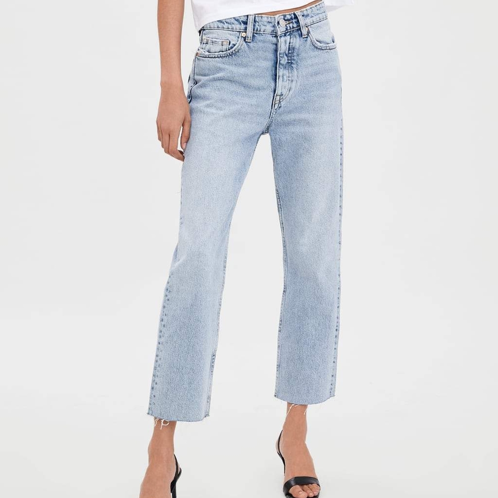 NWT Zara high-rise straight leg jeans, sz 0